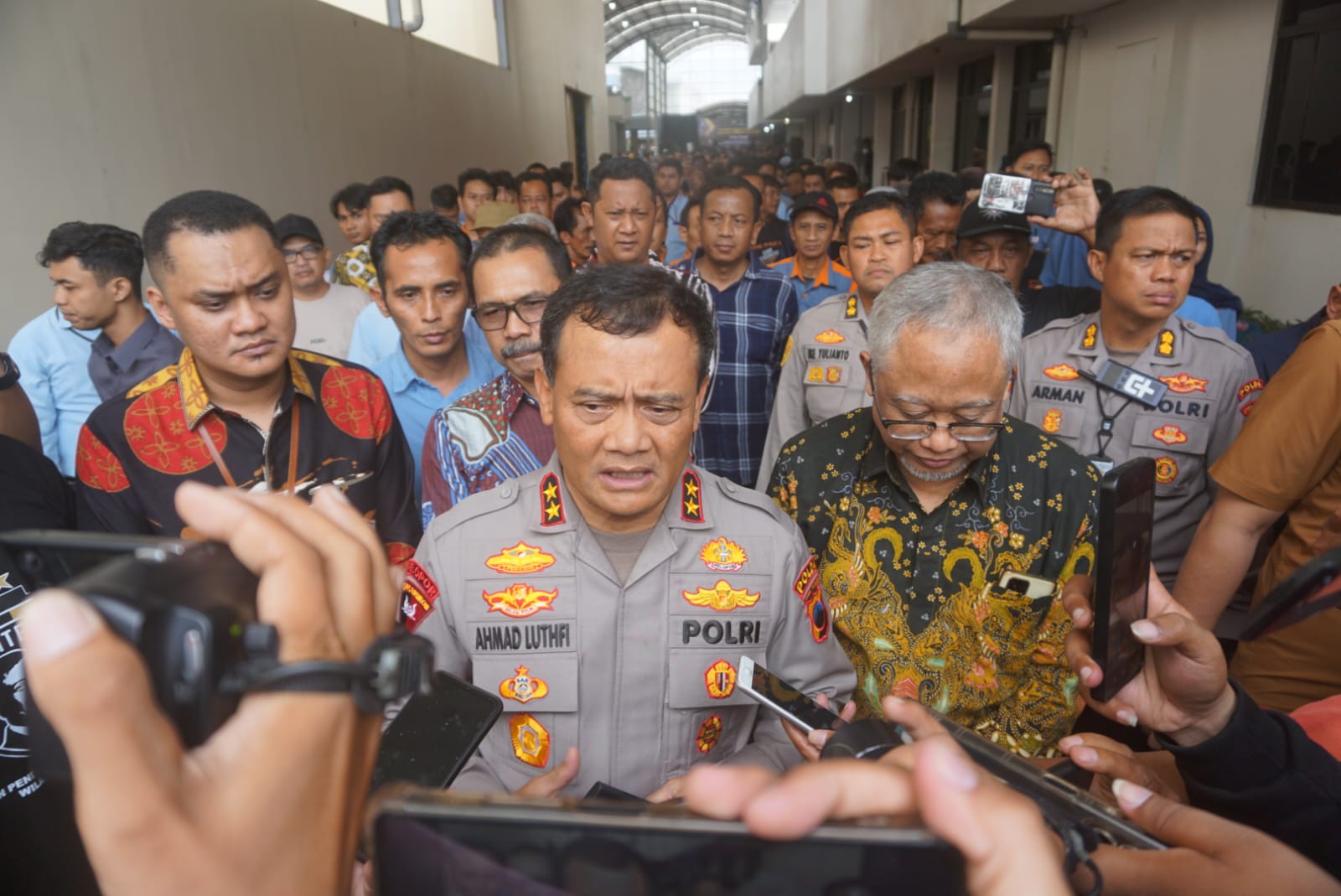 Kapolda Jawa Tengah Irjen Pol Ahmad Luthfi kunjungan kerja di Klaten, Kamis (4/7/2024). (Angga Purenda/Radar Solo)