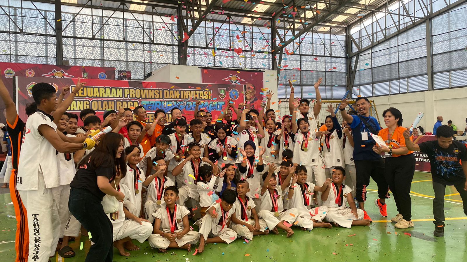 Tim tarung drajat Kota Solo usai terjun di kejurprov Jateng IX 2024 di Sport Hall Terminal Tirtonadi, Solo, Jumat-Minggu (5-7/7/2024).&nbsp;