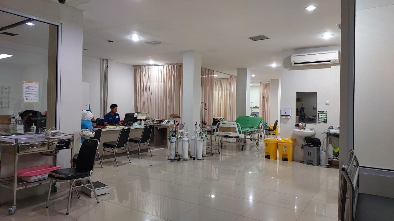 Ruang IGD Rumah Sakit Indriati Boyolali jadi jujukan evakuasi karyawan PT Hansoll Java Abadi yang terpapar asap kebakaran, Senin (8/7/2024).