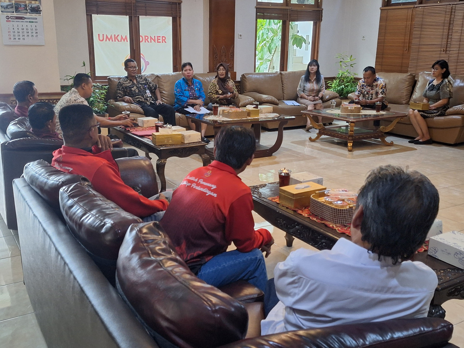 Perwakilan KONI, atlet dan pelatih audiensi ke DPRD Solo, kamis (11/7/2024).