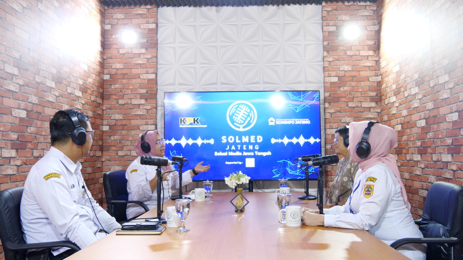 Program podcast Solmed Jateng yang diinisiasi Diskominfo Jateng beri banyak informasi kepada masyarakat terkait kinerja dan program Pemprov.
