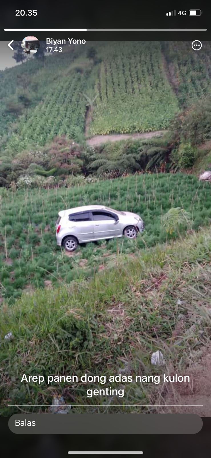 Mobil yang terjun ke jurang ke Dusun Genting RT 007 RW 002 Desa Genting, Kecamatan Cepogo, Boyolali.