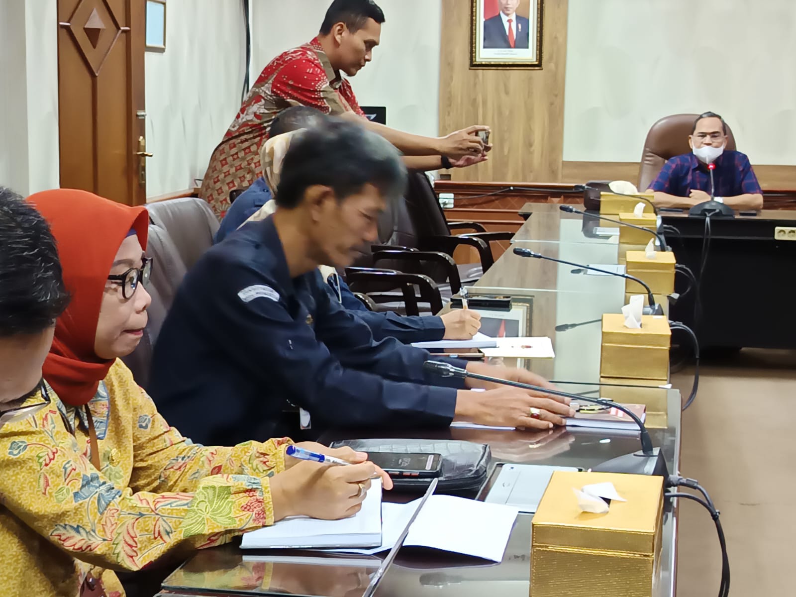 Rakor Pilkada Komisi I DPRD Solo dengan KPU, Bawaslu dan Kesabang Linmas Kota Solo, Selasa (23/7/2024). (A Christian/Radar Solo)