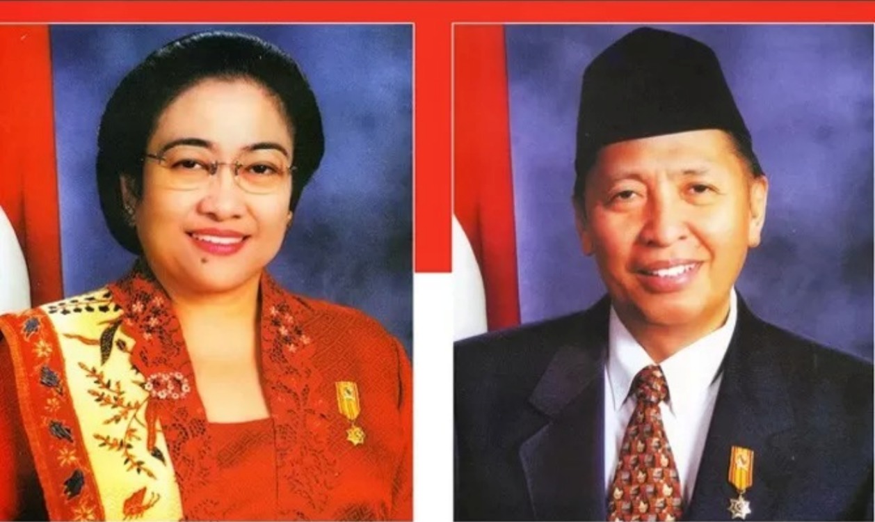 Presiden Megawati dan Wapres Hamzah Haz.
