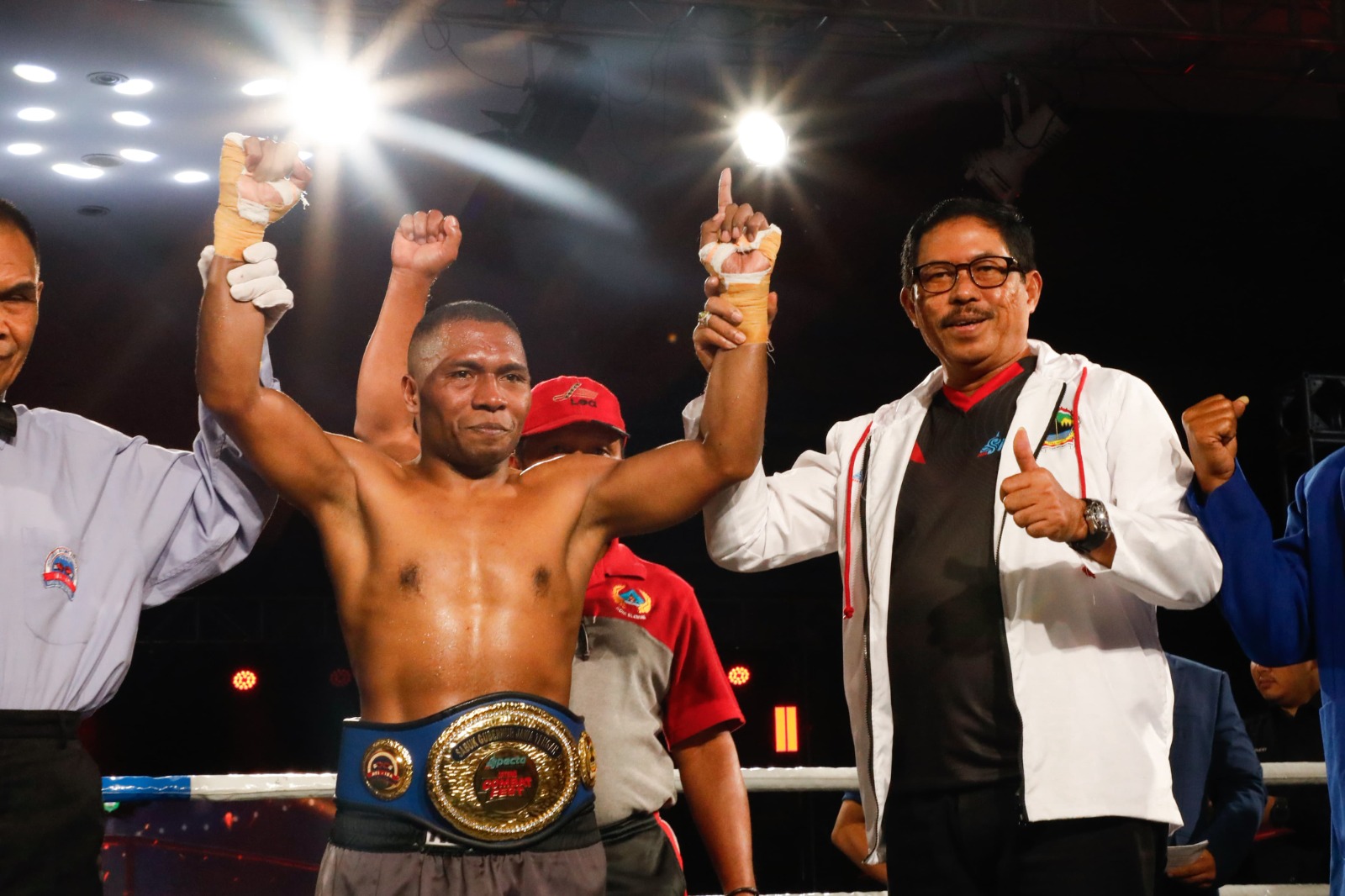 Pj Gubernur Nana Sudjana hadir pada Specta Jateng Combat Fest 2024 di Tirtonadi Convention Hall, Kota Surakarta, Rabu (24/7/2024) malam.