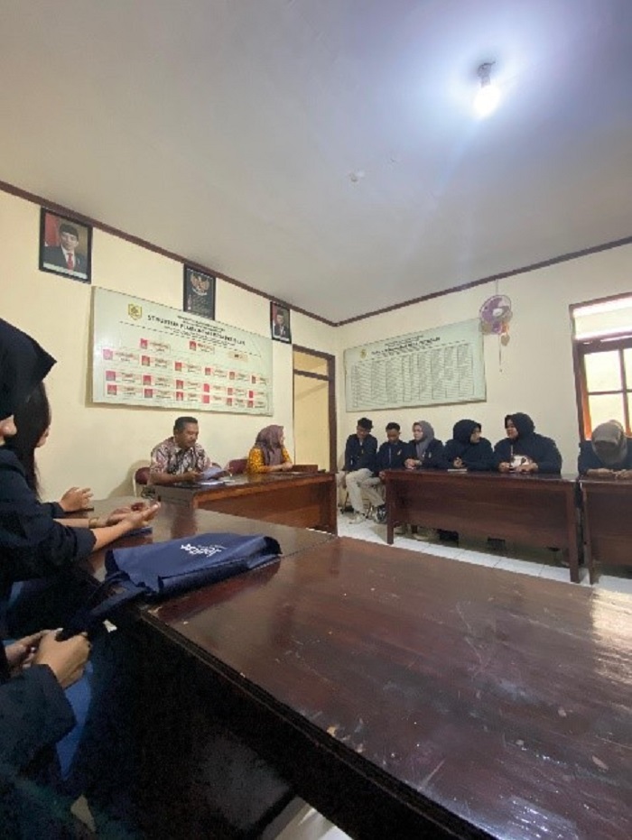 Persiapan observasi wilayah untuk memajukan UMKM di Desa Petirsari, Kecamatan Pracimantoro, Kabupaten Wonogiri oleh tim Prodi Teknik Industri UDB Surakarta.