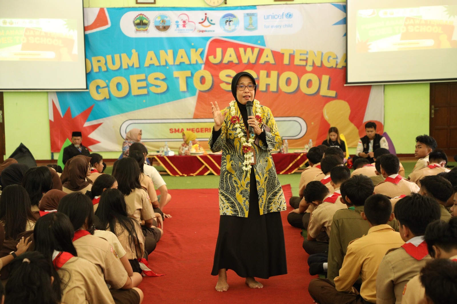 Asisten Pemerintahan dan Kesejahteraan Rakyat Sekda Jateng Ema Rachmawati di SMAN 6 Semarang, Jumat (26/7/2024).