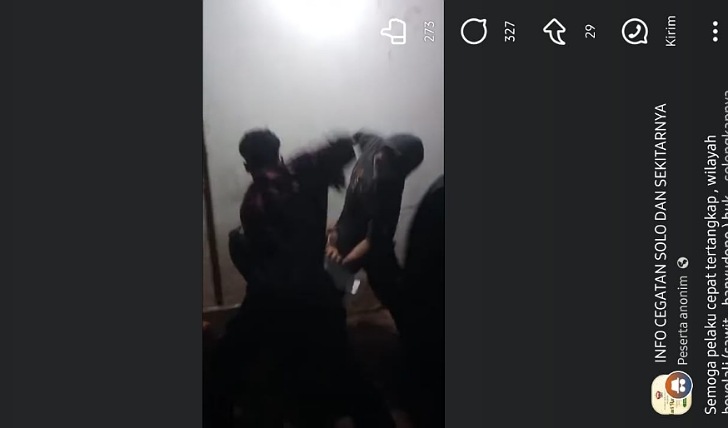 Tangkapan layar aksi penganiayaan yang diduga dilakukan oknum perguruan silat di Kabupaten Boyolali.