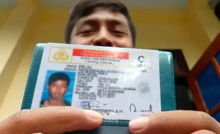 Ilustrasi Surat Izin Mengemudi.