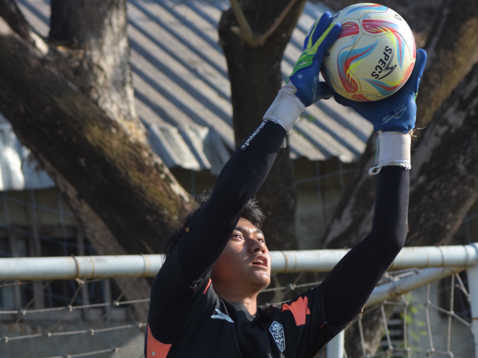 Zavier Zakarya saat berlatih dengan Nusantara United belum lama ini.  &nbsp;