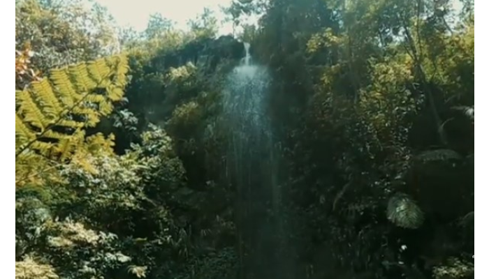 Keindahan Air Terjun Bidadari.