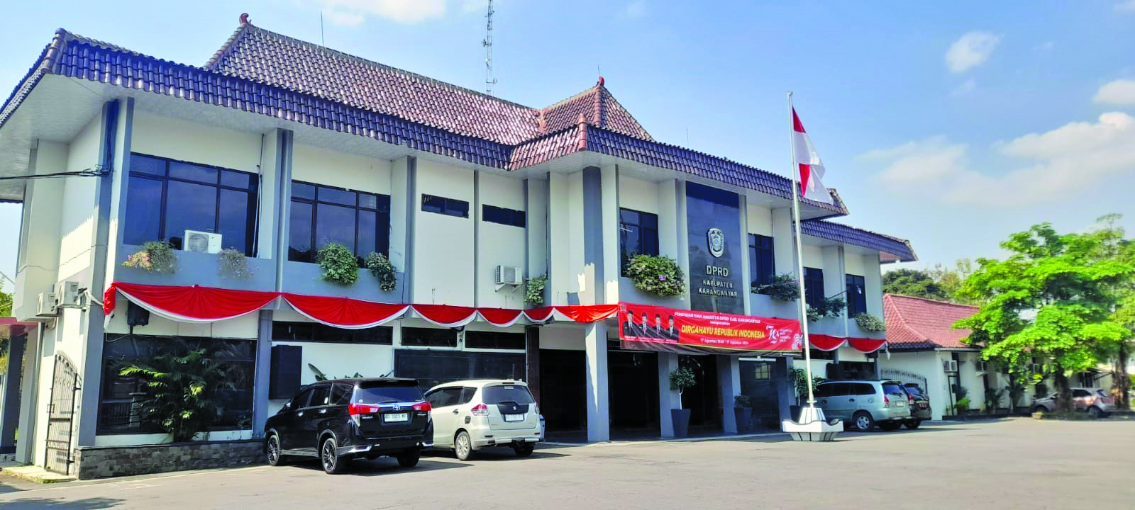 Kantor DPRD Karanganyar tampak lengang, Rabu (14/8/2024). (Rudi Hartono/Radar Solo)