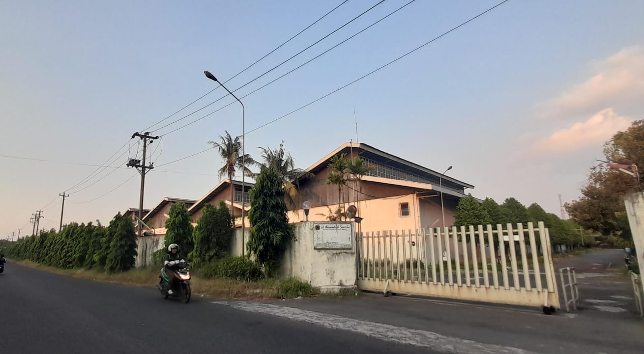 Pabrik PT Kusuma Group di Jaten, Karanganyar tampak sepi, Rabu (14/8/2024). (Rudi Hartono/Radar Solo)