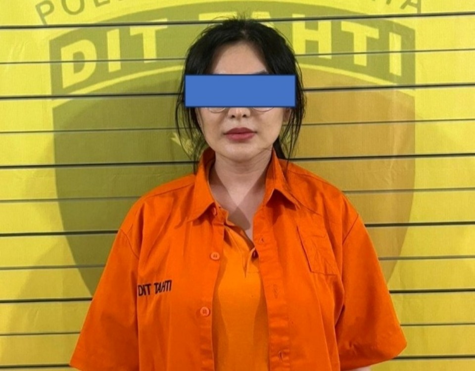 Polda Metro Jaya menangkap artis Angela Lee alias AC alias AL.