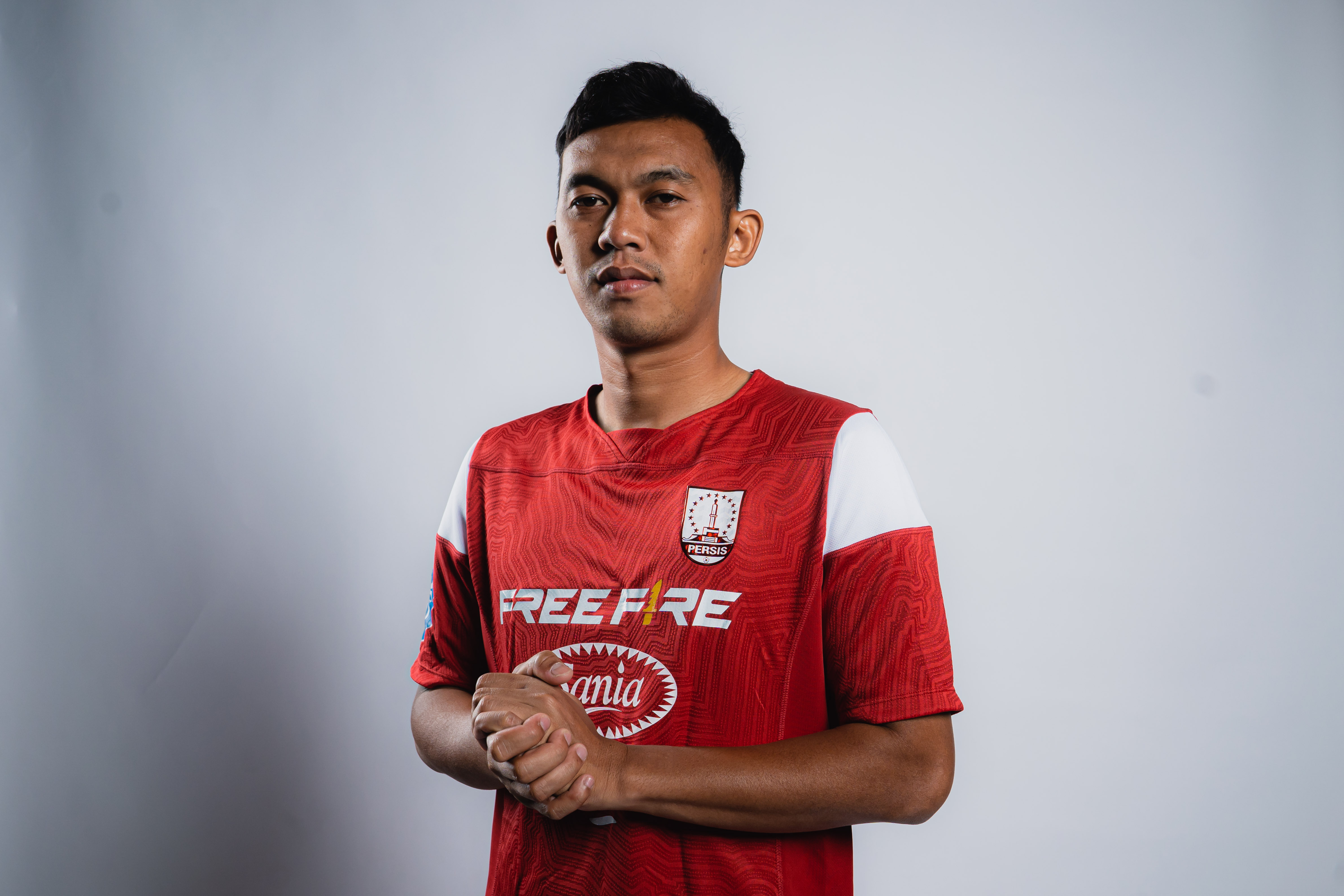 Persib Bandung pinjamkan Abdul Aziz ke Persis Solo di Liga 1 musim ini.