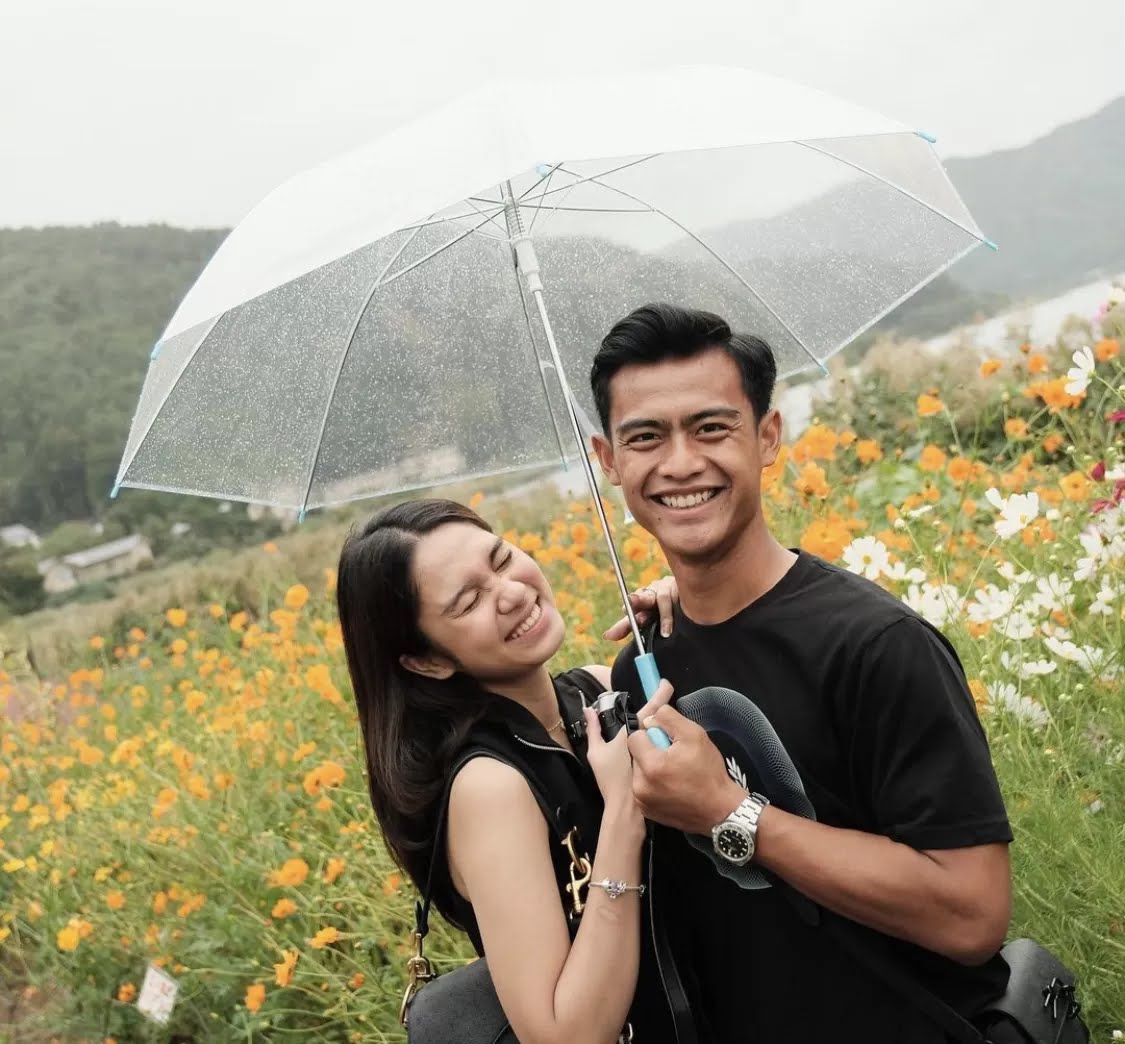 Pratama Arhan dan sang istri, Azizah Salsha di Jepang.