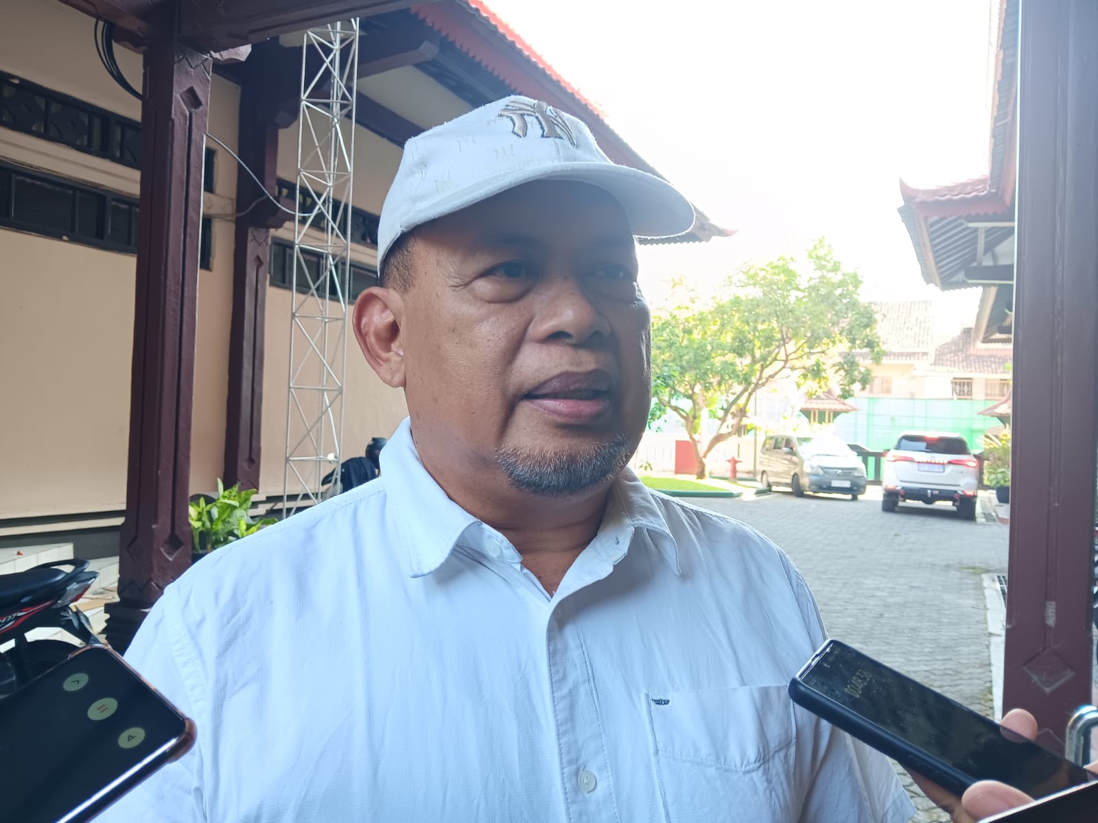 Wakil Ketua DPD II Partai Golkar Klaten Triyono. (Angga Purenda/Radar Solo)