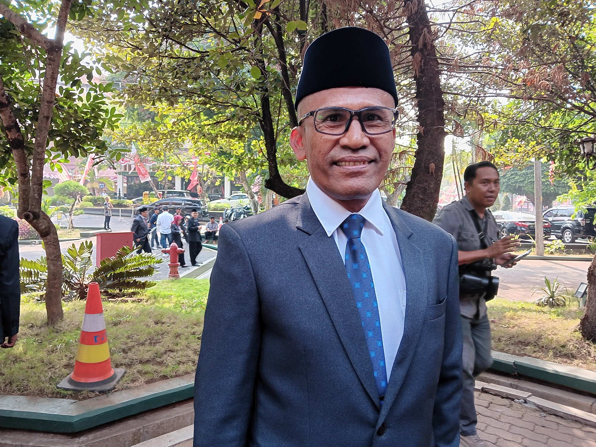 Hartono, anggota DPRD Klaten periode 2024-2029 baru saja dilantik, Kamis (22/8/2024). (Angga Purenda/Radar Solo)