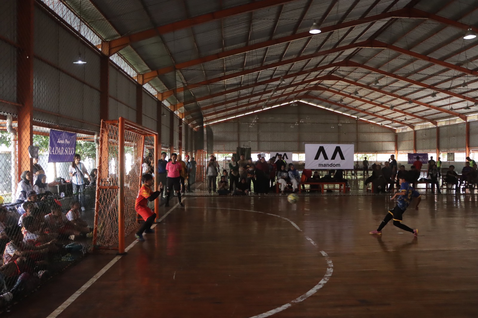 Adu penalti di final Radar Solo Fun Futsal