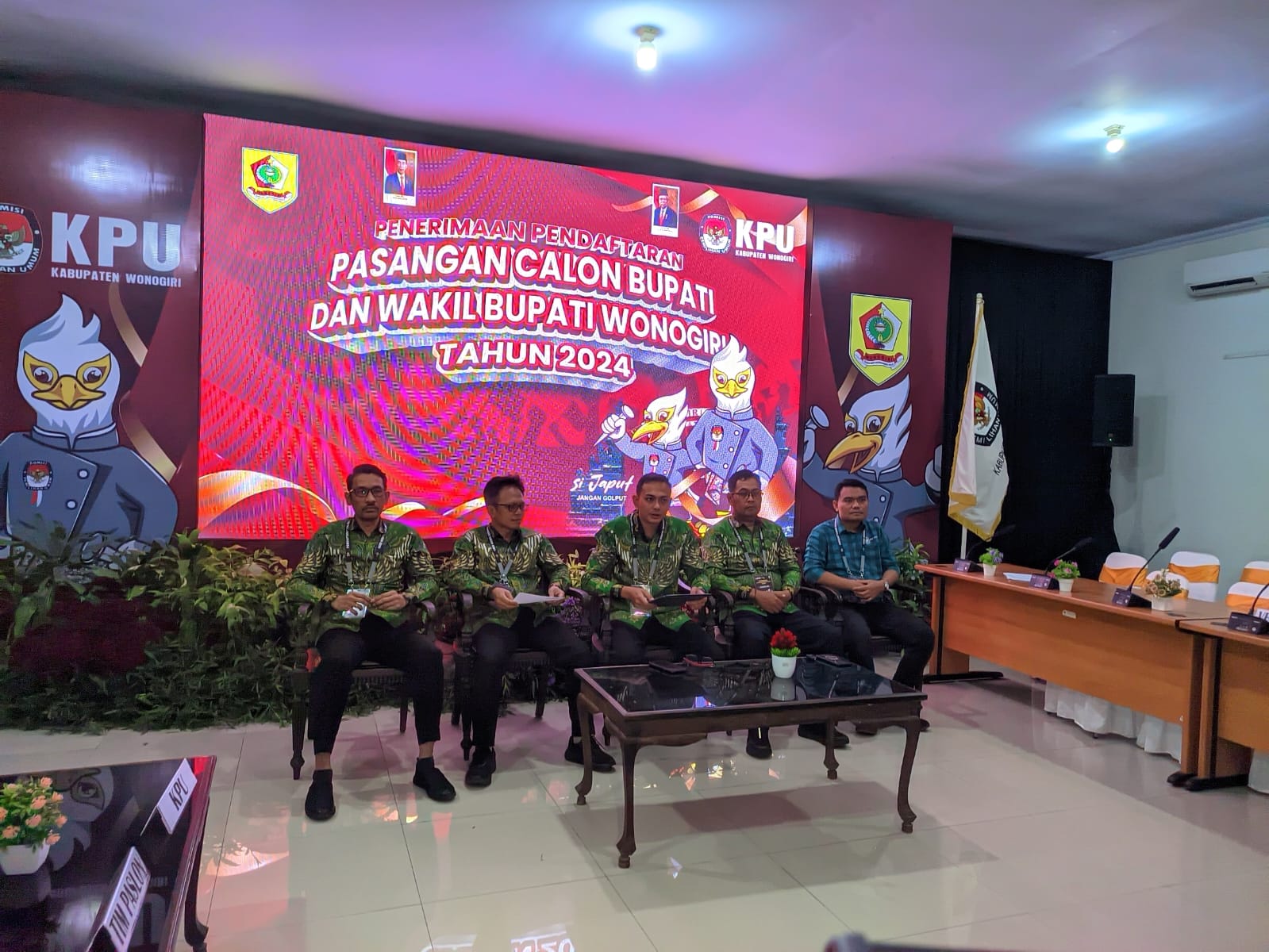 Jumpa pers di KPU Wonogiri, Selasa (27/8/2024).