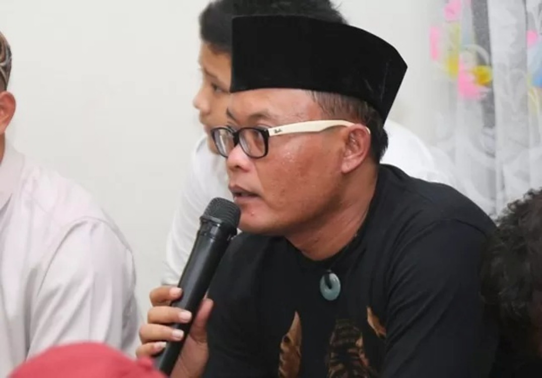 Komedian Entis Sutisna alias Sule.