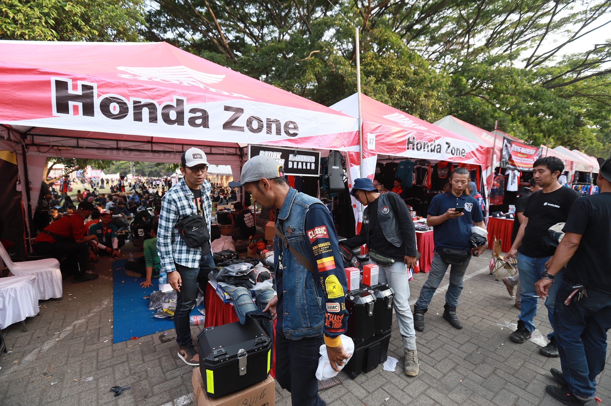 Untuk mengikuti HBD 2024, seluruh bikers komunitas sepeda motor dan perwakilan klub sepeda motor Honda dapat melakukan pendaftaran pada microsite HBD mulai 26 Agustus 2024.