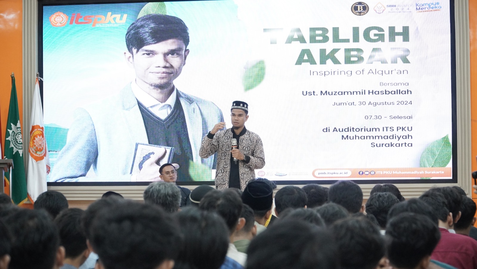 Tabligh Akbar Hadirkan Ustadz Muzammil Hasballah di Auditorium ITS PKU Muhammadiyah Solo, Jumat (30/8/2024)
