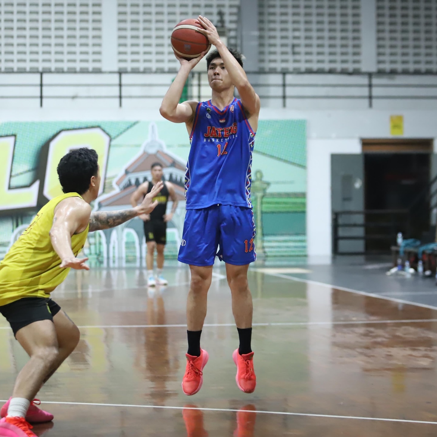 Justin Jaya Wiyanto jadi andalan tim bola basket Jateng di PON Aceh-Sumut.