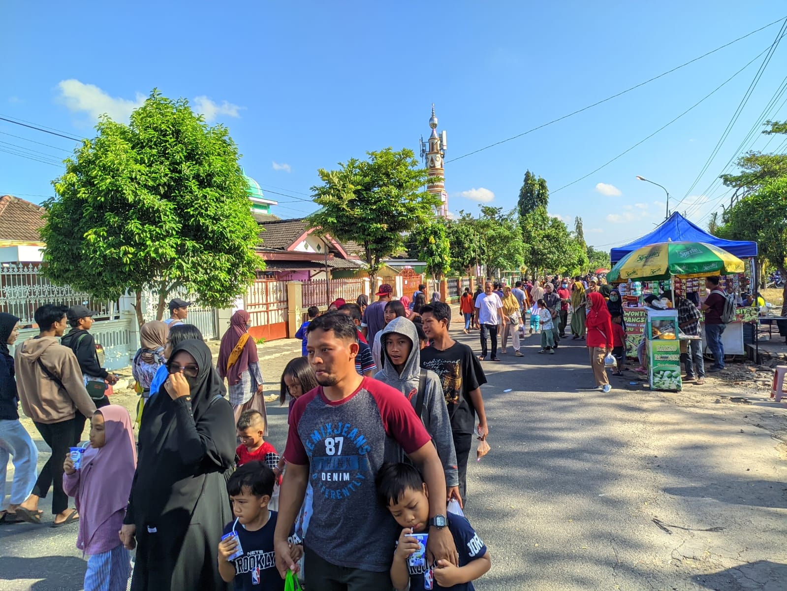 CFD di Jalan Gatot Subroto di wilayah Kelurahan Wonokarto, Kecamatan Wonogiri Kota, Minggu (8/9/2024).