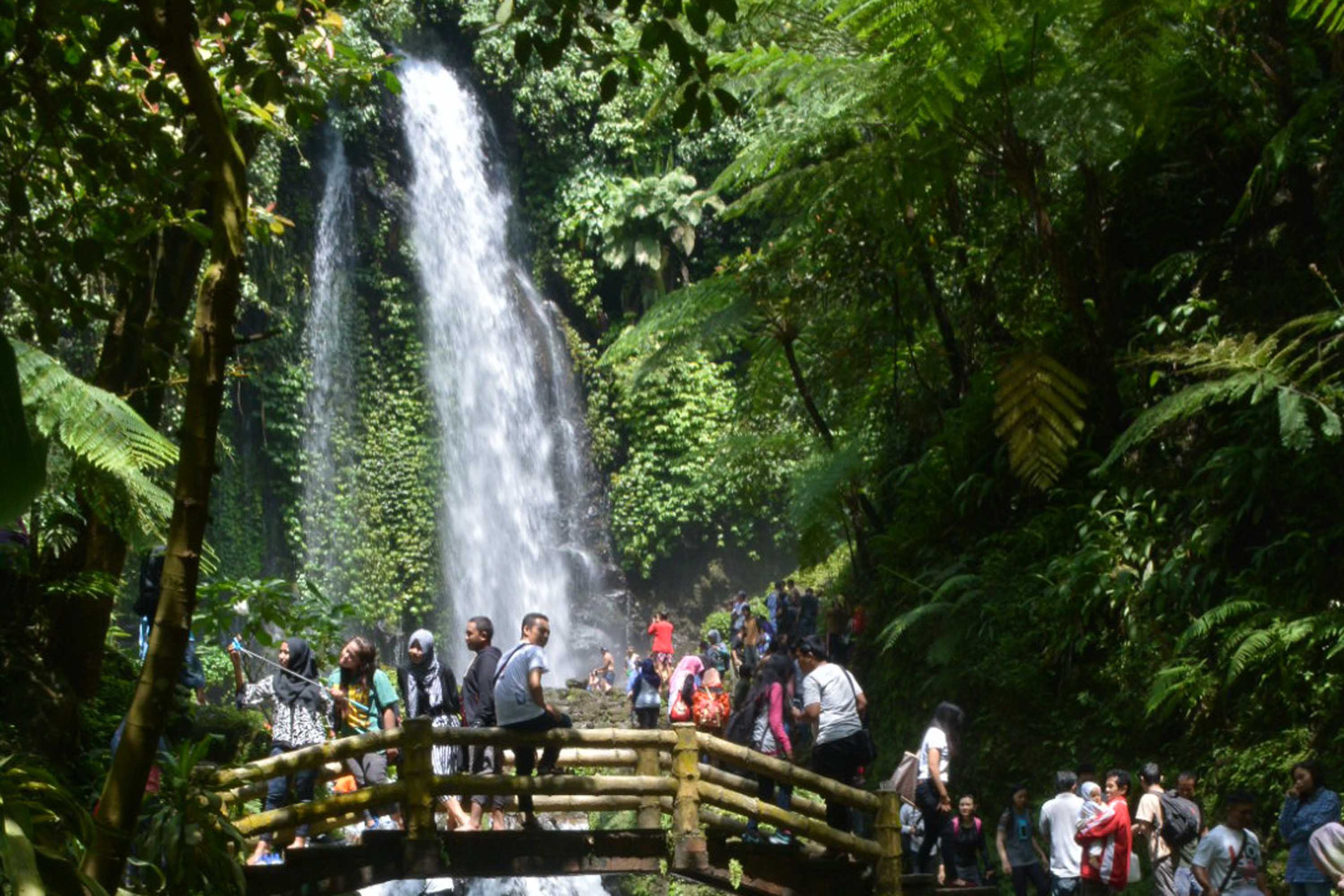 Objek wisata Air Terjun Jumog di Desa Berjo, Ngargoyoso, Karanganyar yang dikelola BUMDes Berjo. (Adi Prasetyawan/Radar Solo)