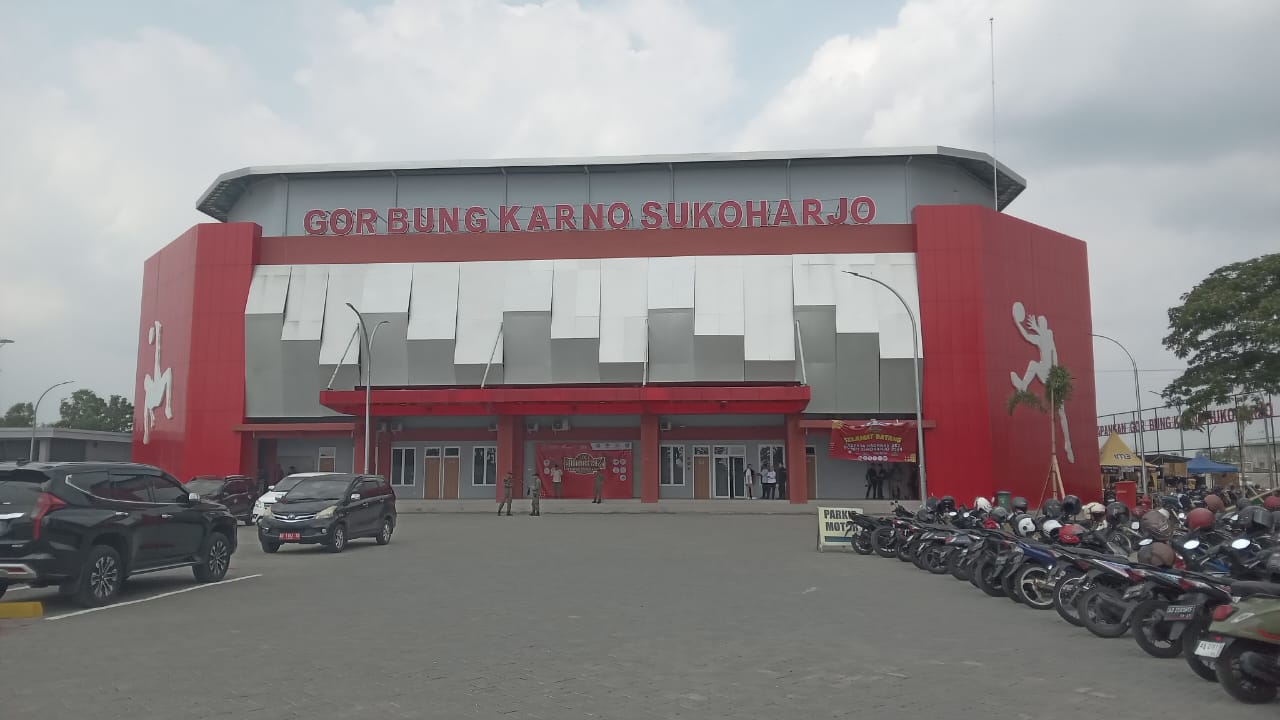 Kondisi GOR Bung Karno Sukoharjo, belum lama ini.