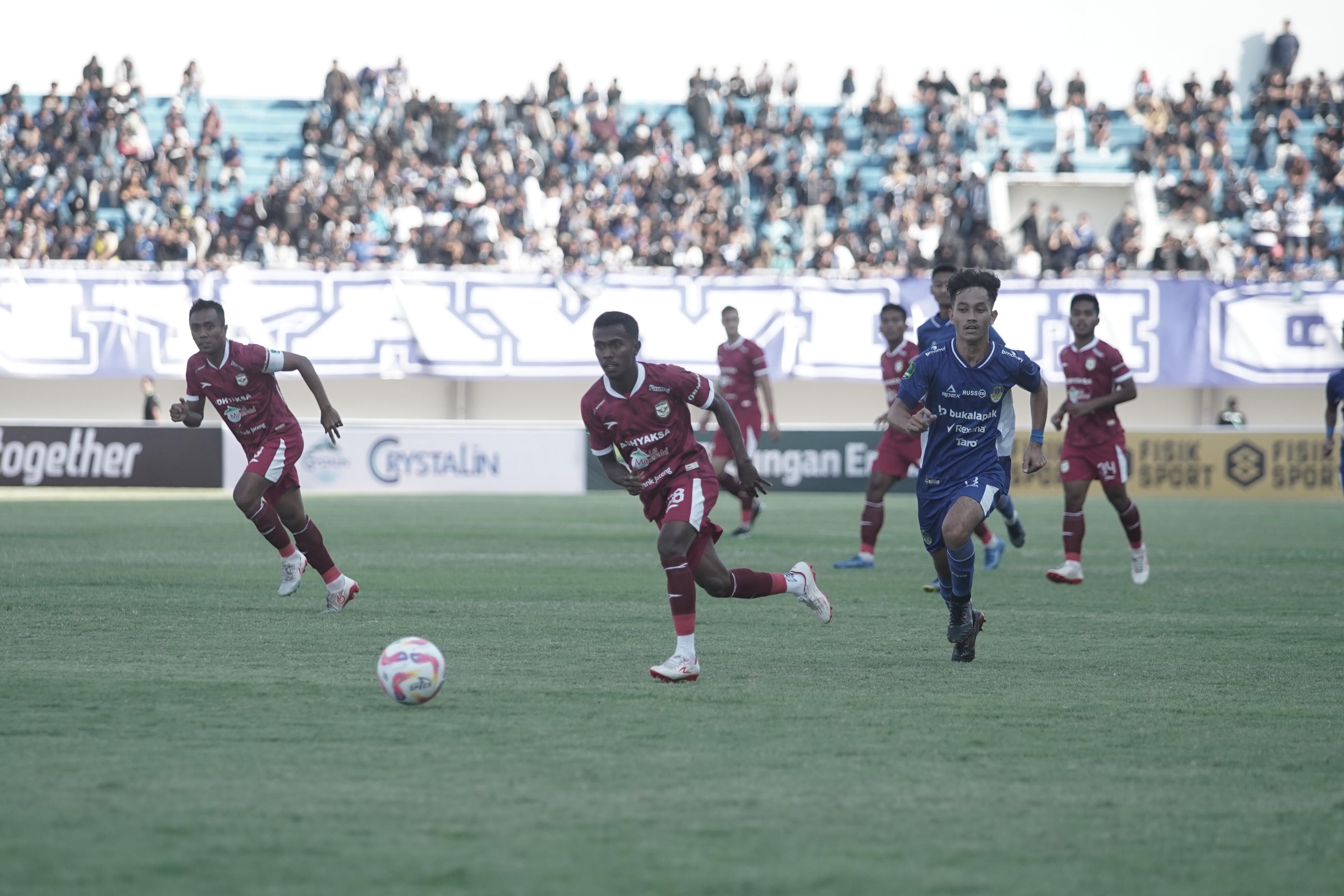 Laga PSIM Jogja melawan Adhyaksa FC di Stadion Mandala Krida, Minggu (15/9/2024).