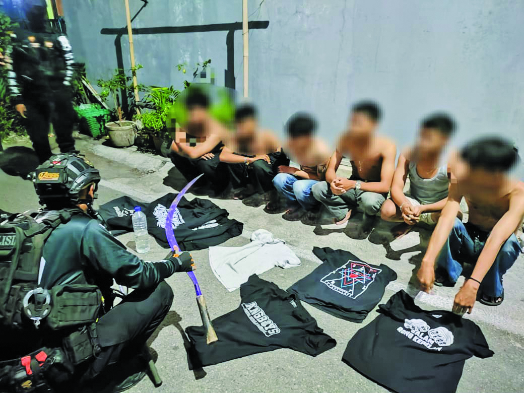 Para remaja yang diamankan tim Sparta Polresta Solo di salah satu lokasi di Sondakan, Kecamatan Laweyan.
