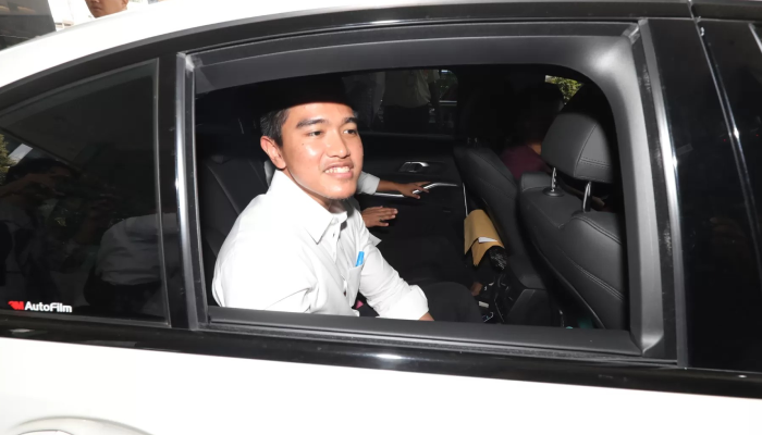 Ketua Umum PSI Kaesang Pangarep mendatangi Gedung KPK, Jakarta, Selasa (17/9).