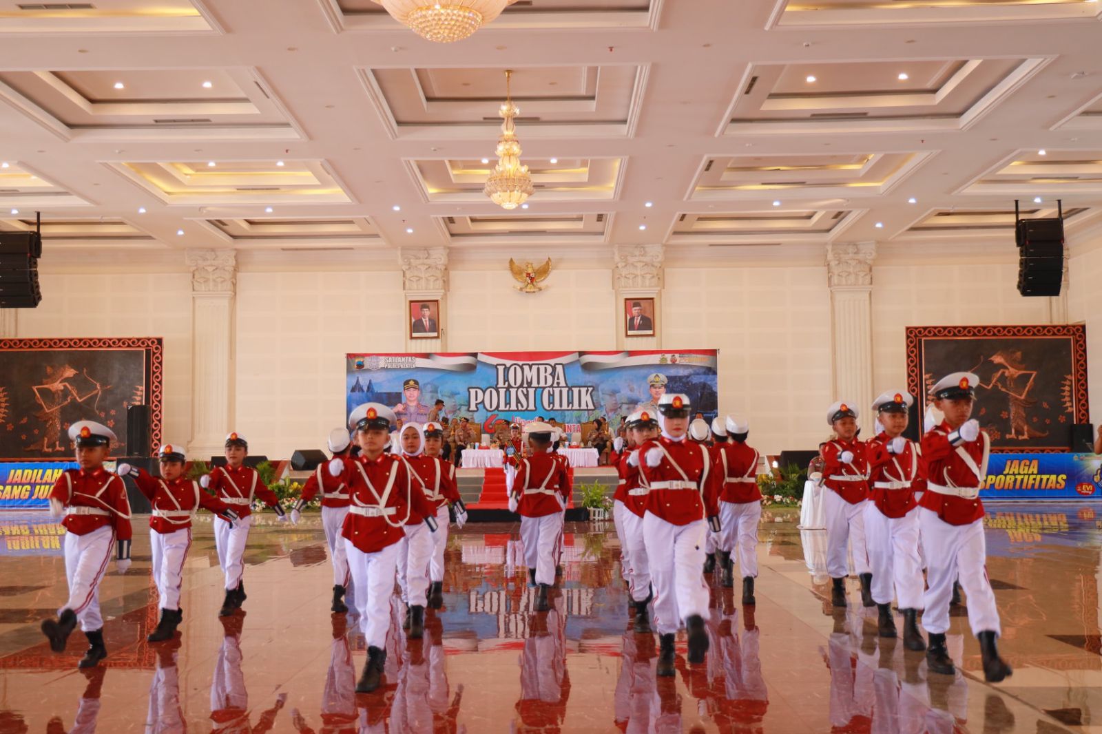 Lomba polisi cilik yang digelar Polres Klaten. (Angga Purenda/Radar Solo)