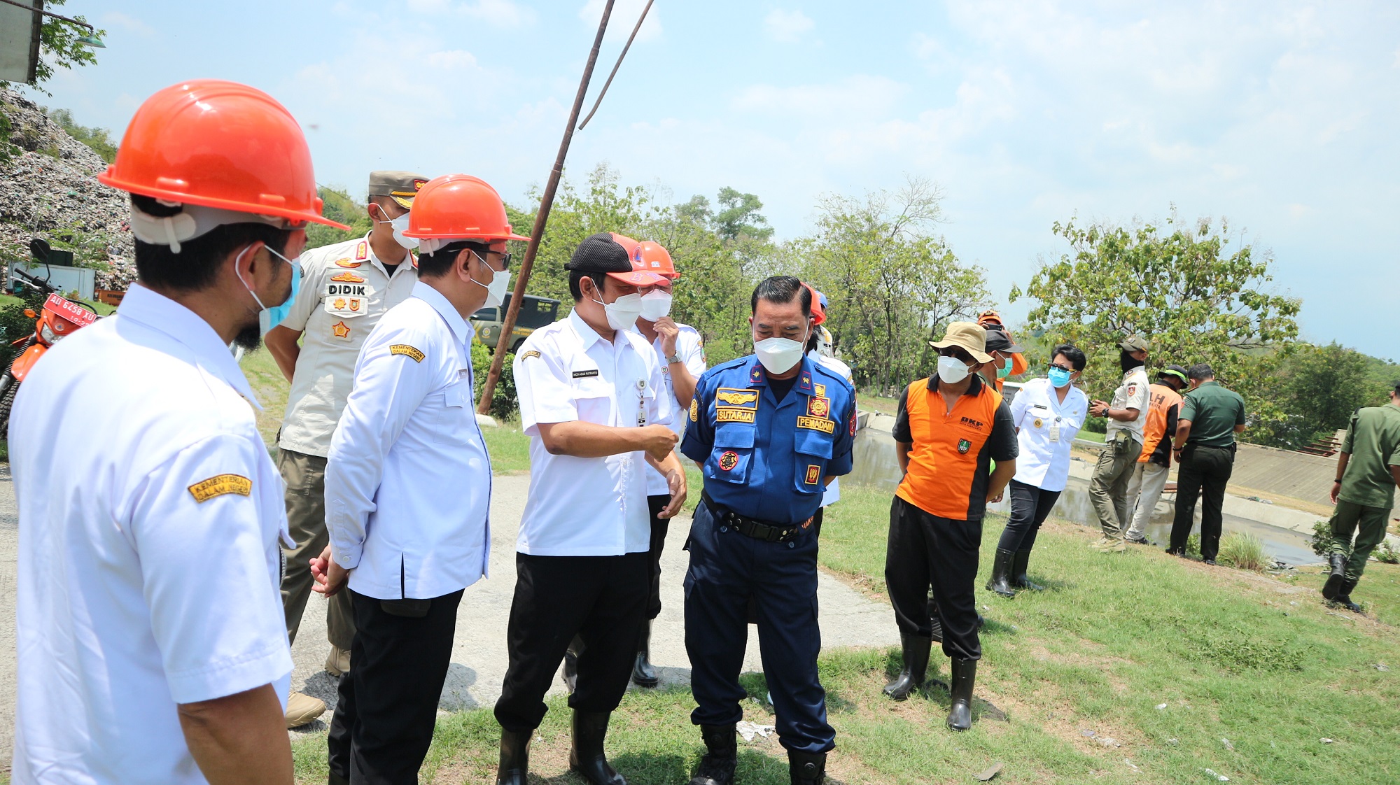 Pjs Wali Kota Solo sidak ke TPA Putri Cempo, Rabu (25/9). (Humas Pemkot)