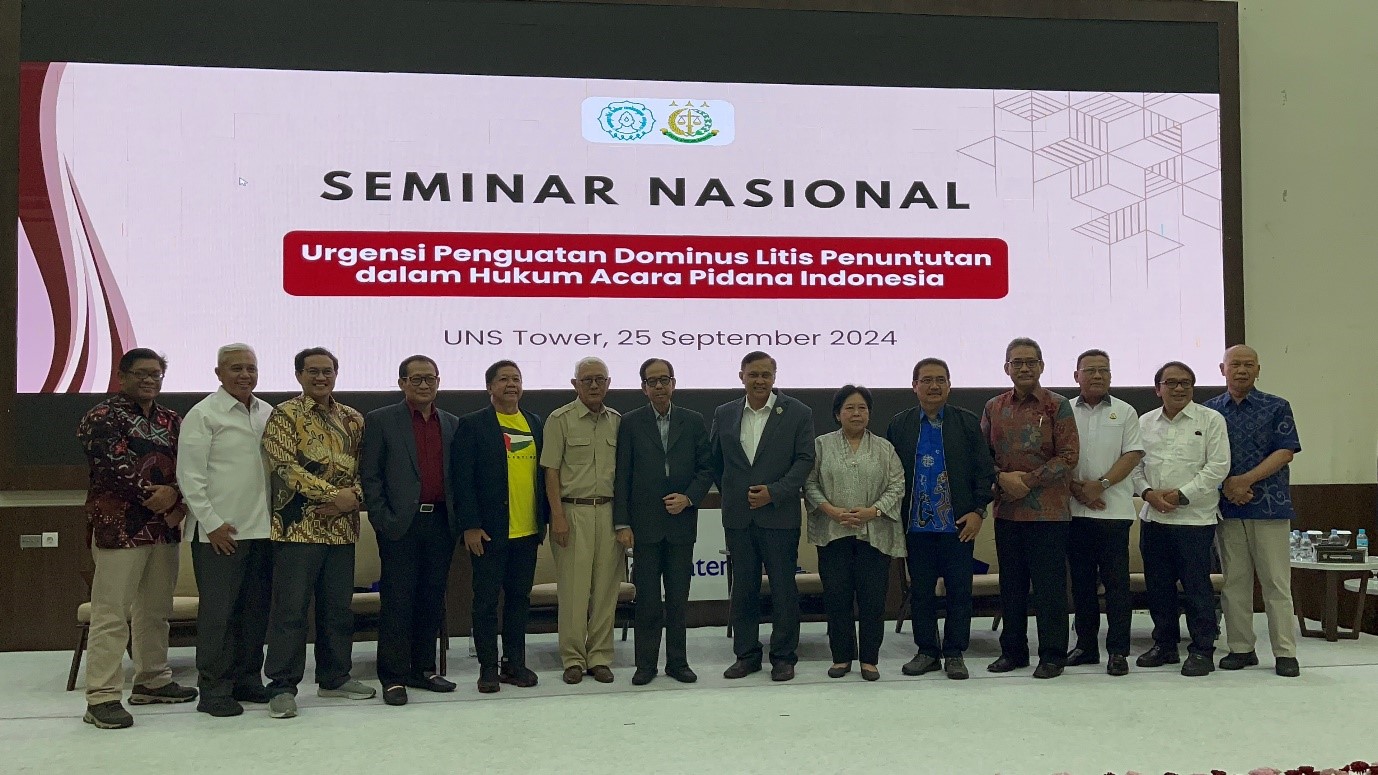 UNS dan Kejagung RI gelar Seminar Nasional bertema "Urgensi Penguatan Dominus Litis Penuntutan dalam Hukum Acara Pidana Indonesia" di UNS Tower, Rabu (25/09/2024).