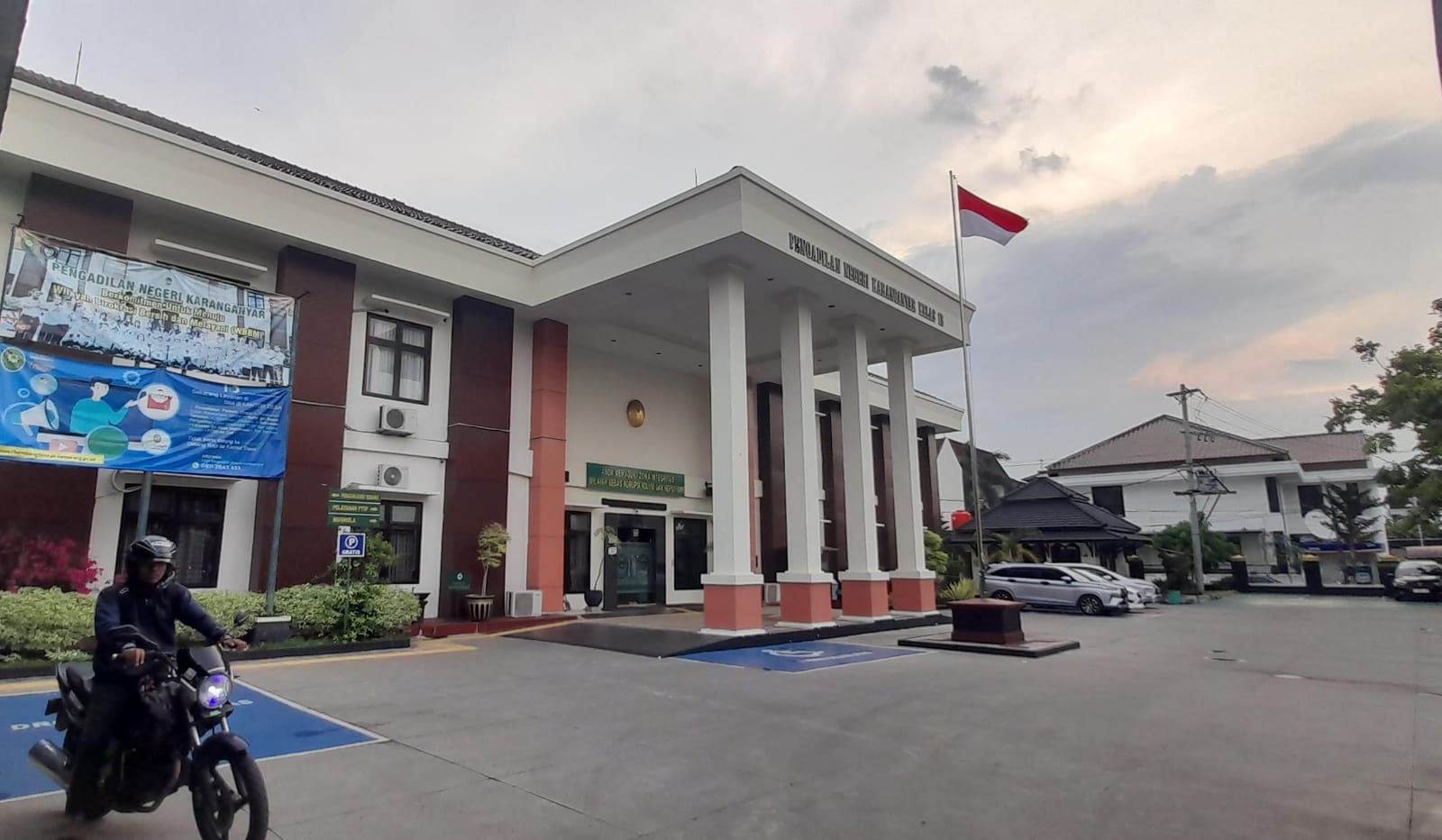 Kantor Pengadilan Negeri (PN) Karanganyar. (Rudi Hartono/Radar Solo)