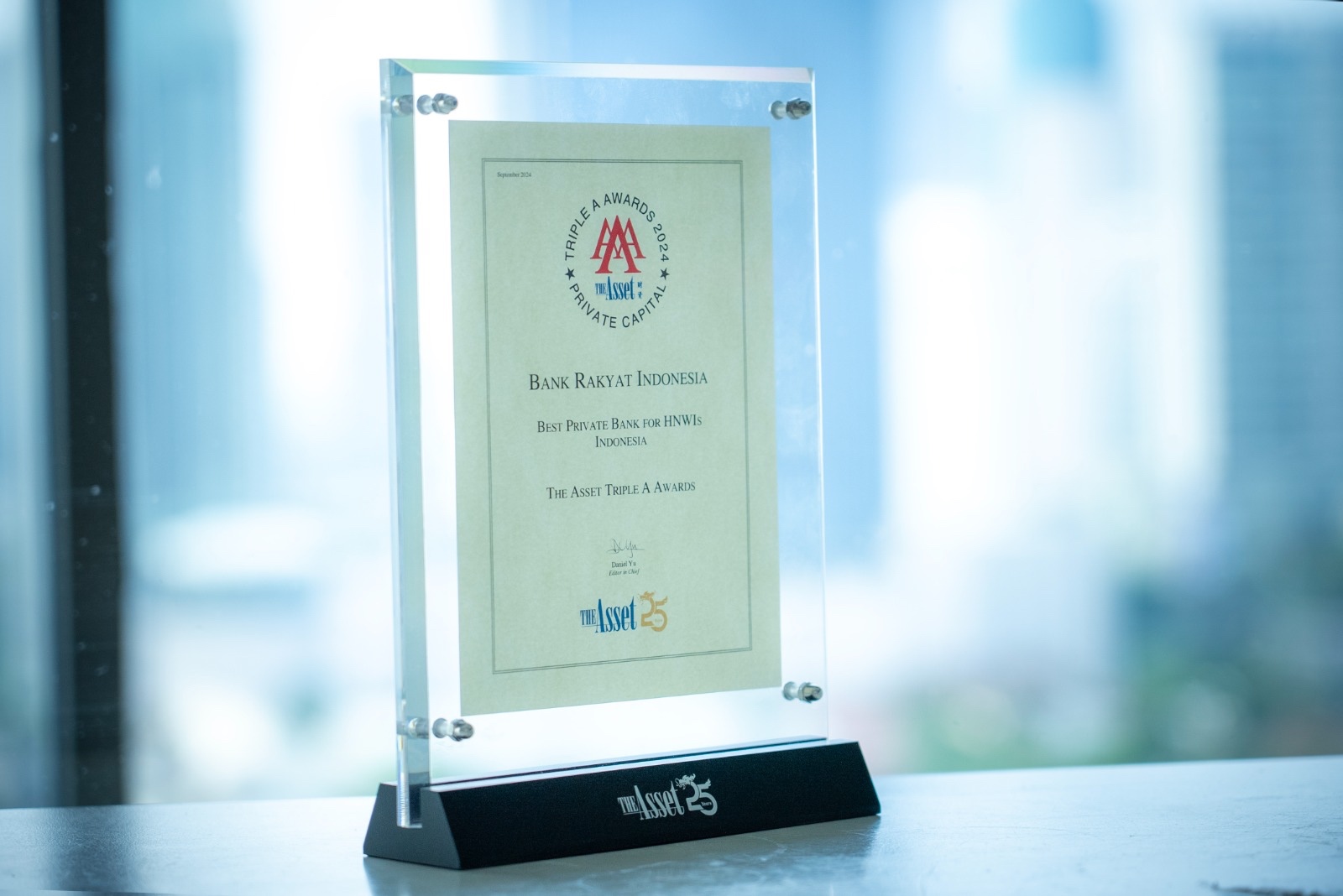 Penghargaan Best Private Bank for HNWIs" pada kategori Private Banking and Wealth Management di ajang The Asset Triple A Private Capital Awards 2024.