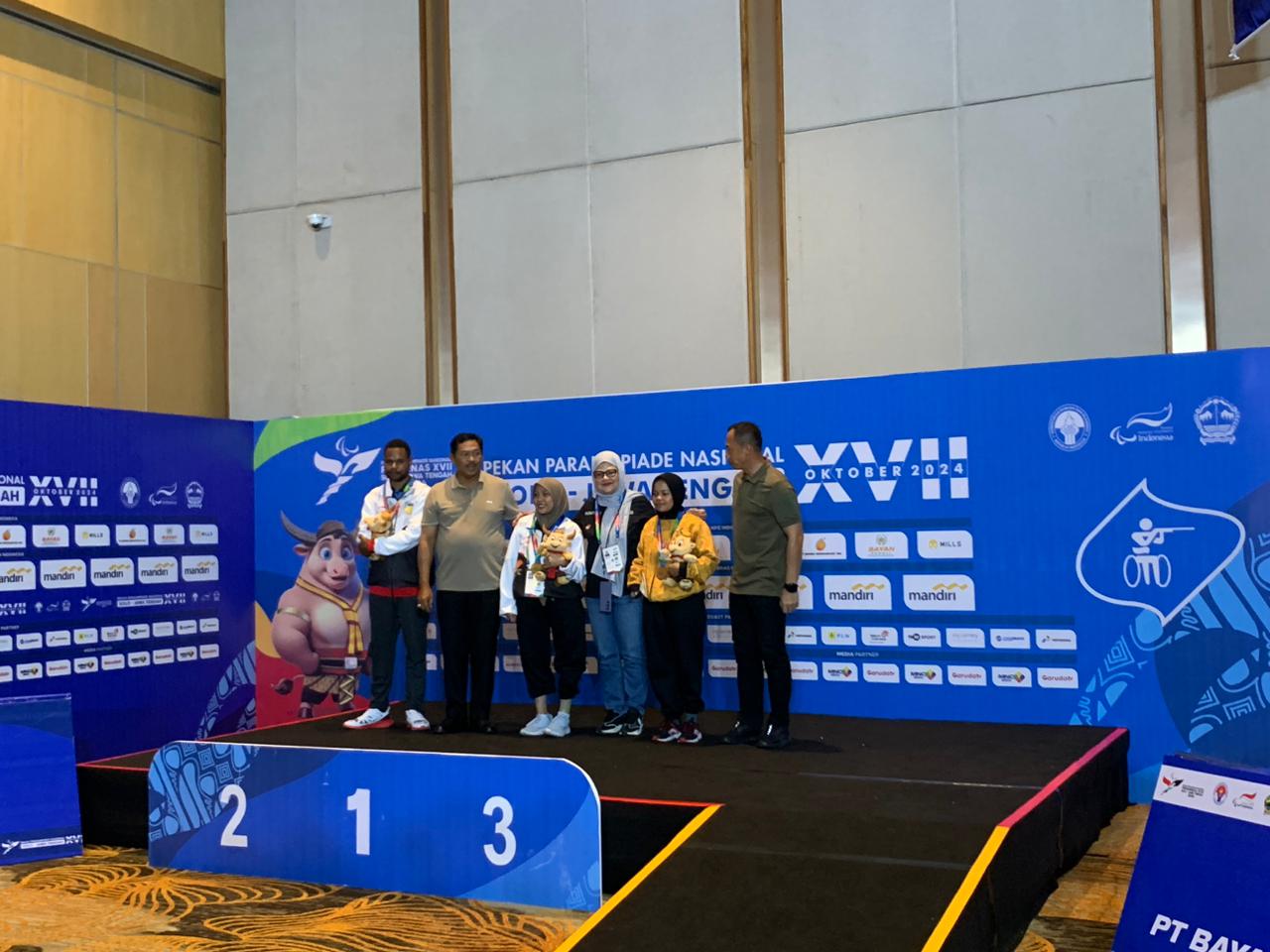 Salah satu atlet asal Klaten yang mewakili Jawa Tengah di Peparnas XVII meraih medali. (Dokumentasi NPC Klaten)