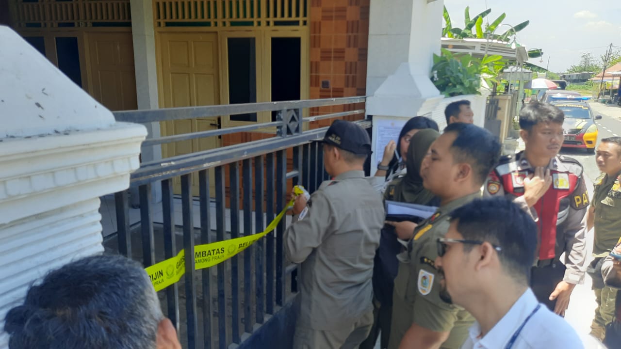 Rumah kost di Kelurahan Buntalan, Kecamatan Klaten Tengah yang disegel satpol PP, Rabu (16/10/2024). (Dokumentasi Satpol PP dan Damkar Klaten)