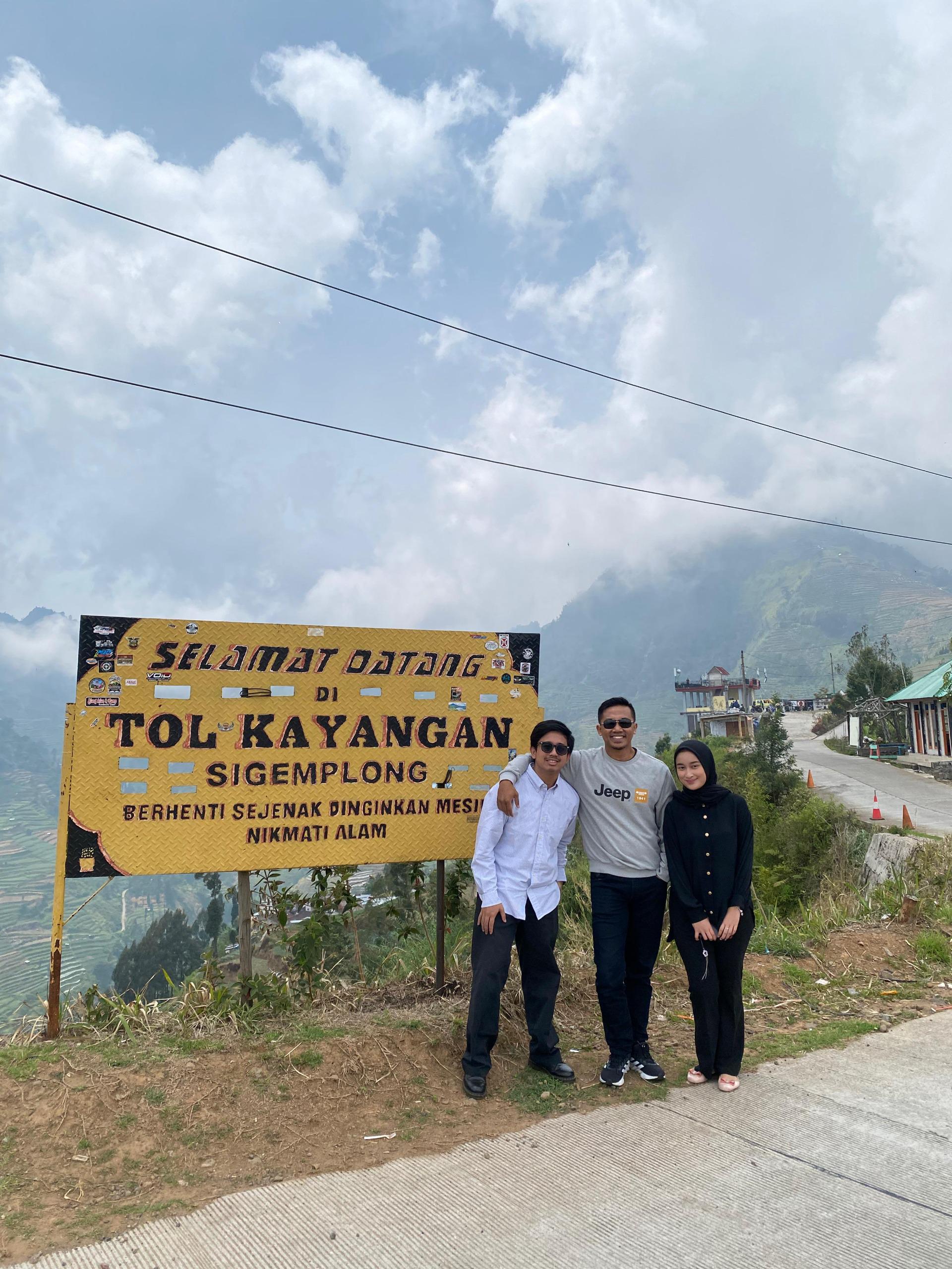 Tol Khayangan di Desa Pranten, Kabupaten Batang.
