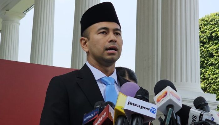 Raffi Ahmad usai dilantik sebagai Utusan Khusus Presiden Bidang Pembinaan Generasi Muda dan Pekerja Seni di Istana Negara, Selasa (22/10).