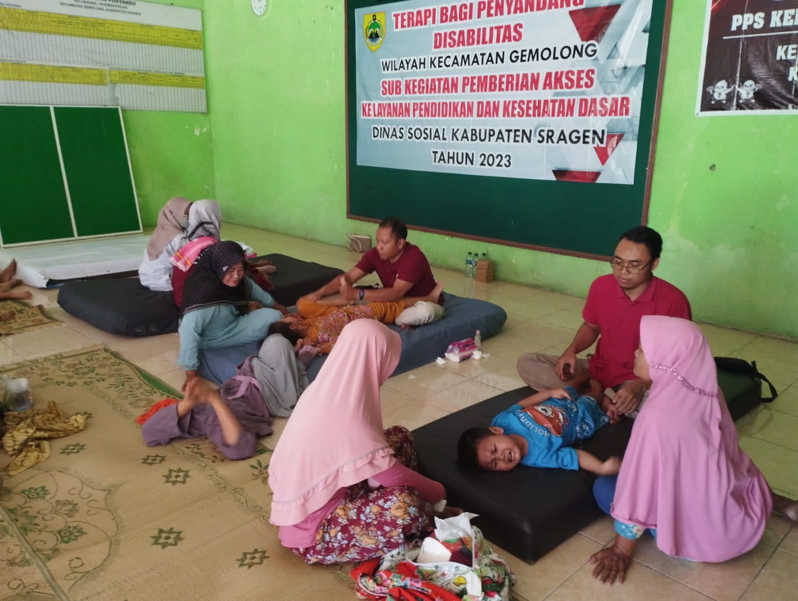 Salah satu tempat terapi bagi penyandang disabilitas di Kecamatan Gemolong. (Ahmad Khairudin/Radar Solo)