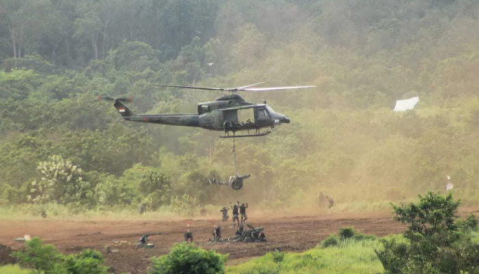 Ilustrasi helikopter TN AD saat latihan.