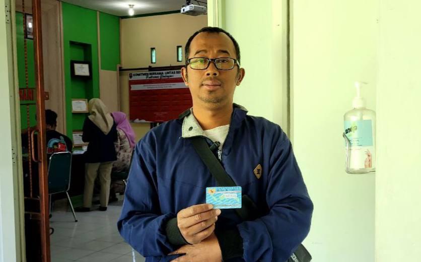 Puji, memanfaatkan layanan BPJS Kesehatan keliling di Puskesmas Gladagsari, Boyolali.