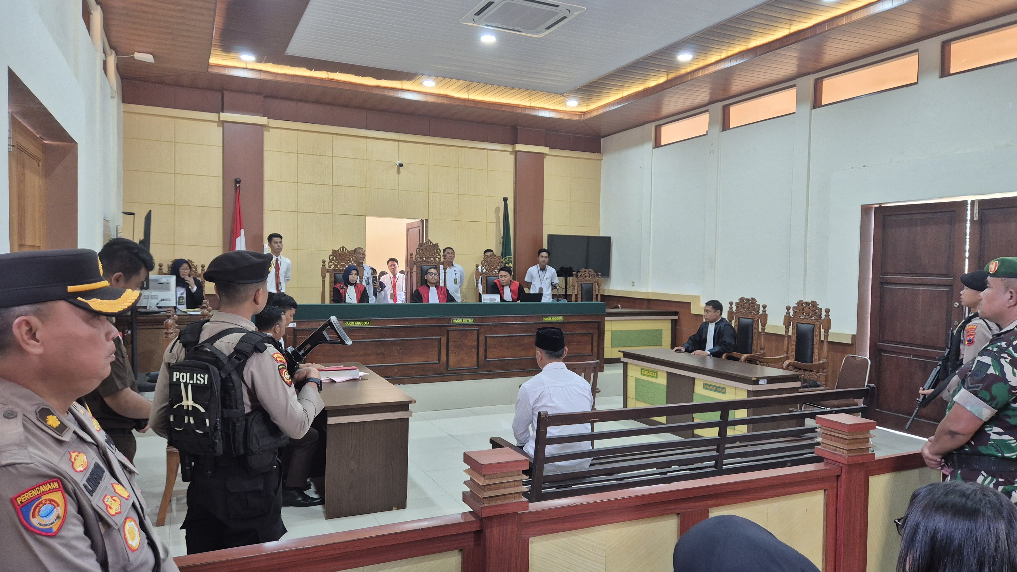 Sidang pembacaan vonis penjara seumur hidup terhadap Supriyanto alias Baron di PN Wonogiri, Senin (18/11/2024).