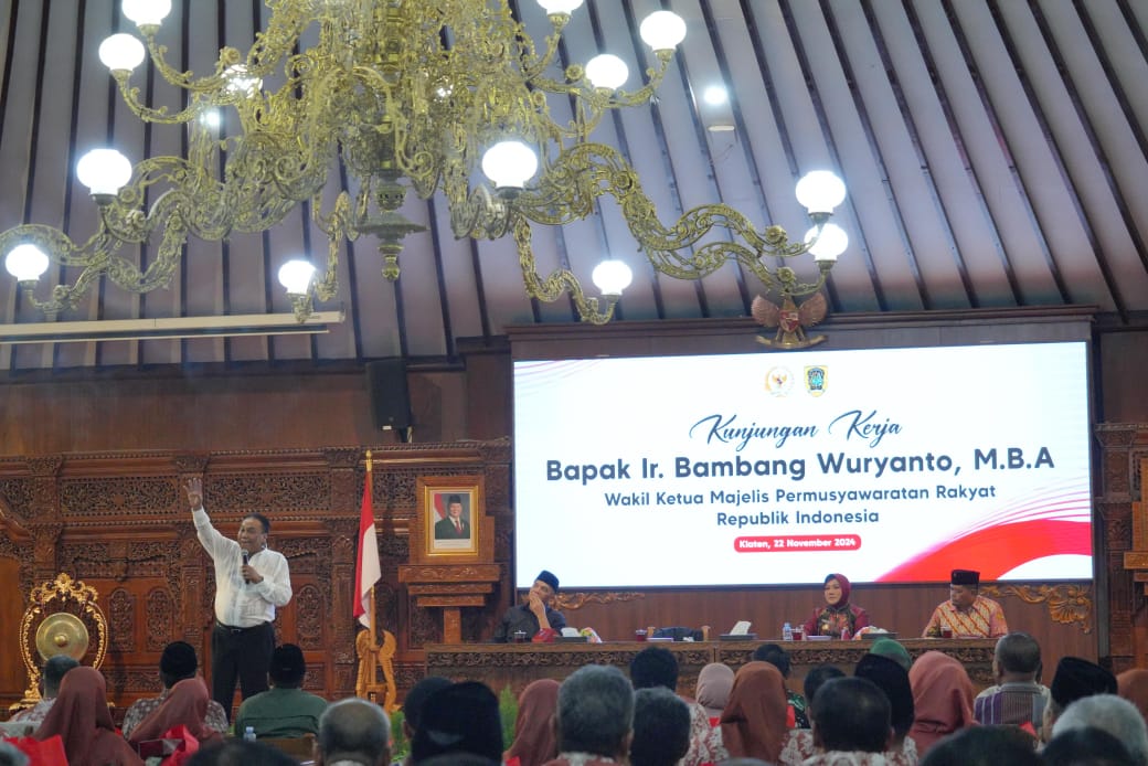 Wakil Ketua MPR RI Bambang Wuryanto kunjungan kerja di Pendapa Pemkab Klaten, Jumat (22/11/2024).