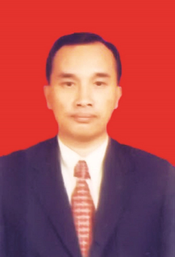 Dr. Edy Purwo Saputro, SE, MSi