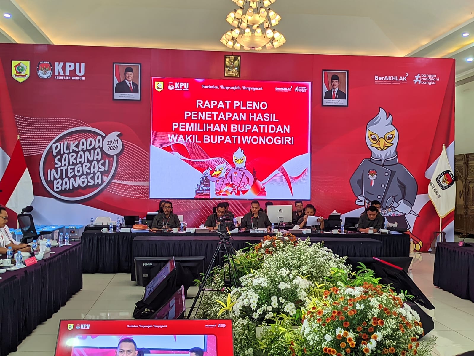 Rapat pleno penetepan hasil Pikada Serentak 2024 yang digelar KPU Wonogiri, Rabu (4/122024).